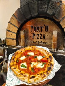 Margherita Pizza With Fresh Mozzarella Cheese